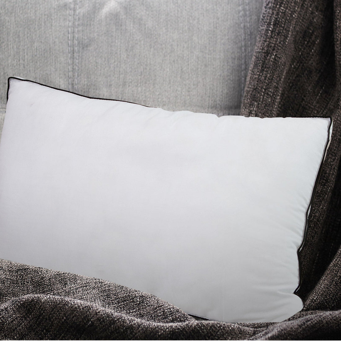 Silk Blend Pillow Hypoallergenic Gusset Cotton Cover Single Pack - White