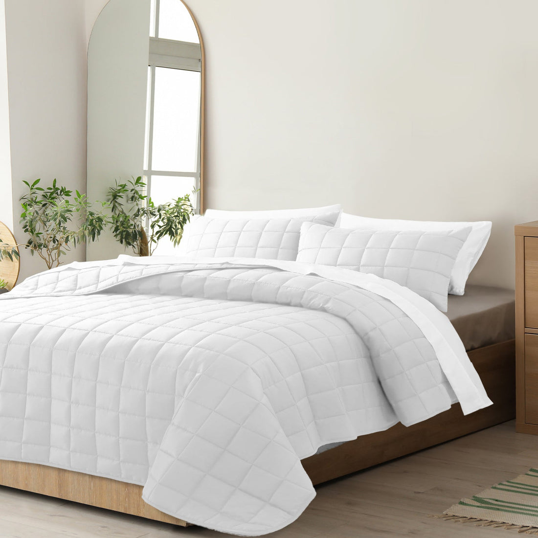 Coverlet Set Bedspread Soft Touch Easy Care Breathable 3 Piece Set - Queen - White